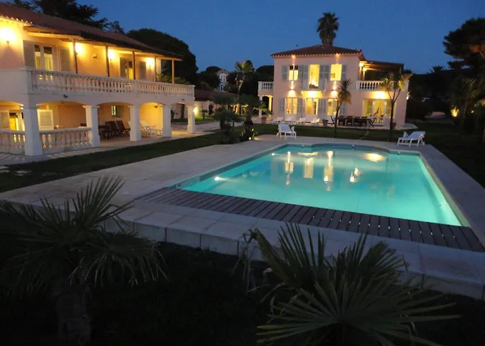 Playa Del Sol - B1 Hotel *